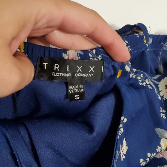 Navy Blue Floral Romper - Picture 3 of 5